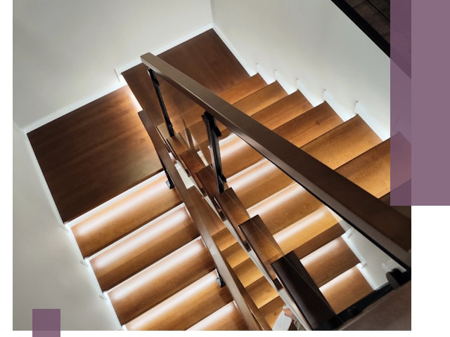 Изготовление П-образных лестниц под ключ в Барнауле