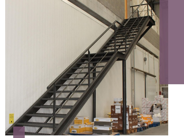 Лестницы для производства в Барнауле — изготовление и монтаж