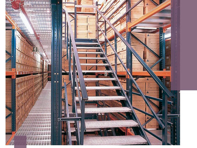 Лестницы складские прочные и безопасные под ключ в Барнауле