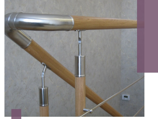 Комбинированные перила на заказ в Барнауле — монтаж и производство