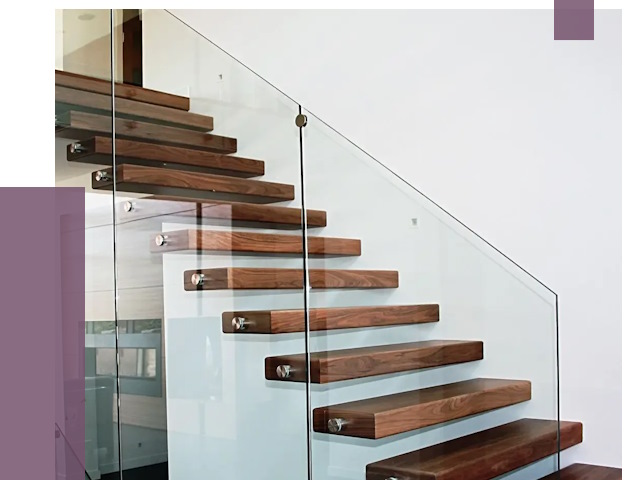 Стеклянные перила для лестницы в Барнауле от 14668 руб.