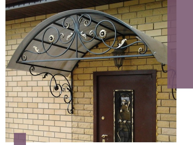 Изготовление козырьков из металла под ключ в Барнауле