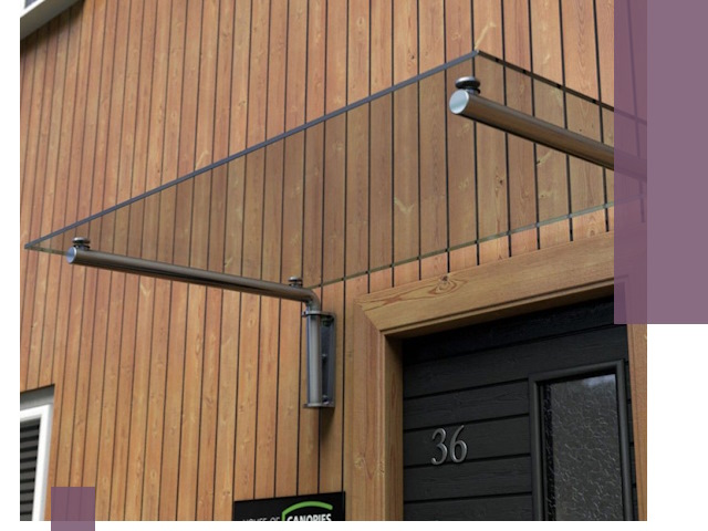 Стеклянные козырьки на входы и фасады в Барнауле