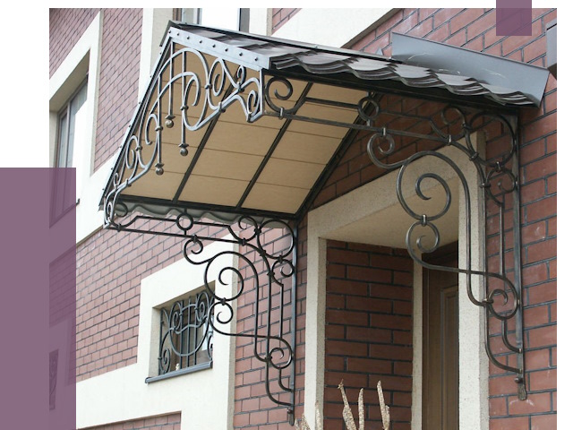 Двускатные козырьки в Барнауле под ключ от 12645 руб.