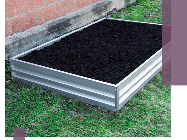 Металлические бордюры для грядок в Барнауле: прочность и аккуратность