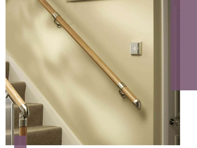Монтаж пристенных поручней профессионально в Барнауле